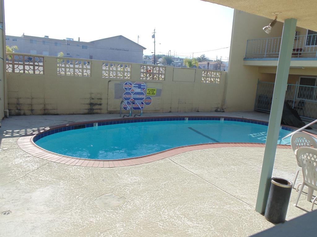 Western Inn & Suites Taft Exterior foto